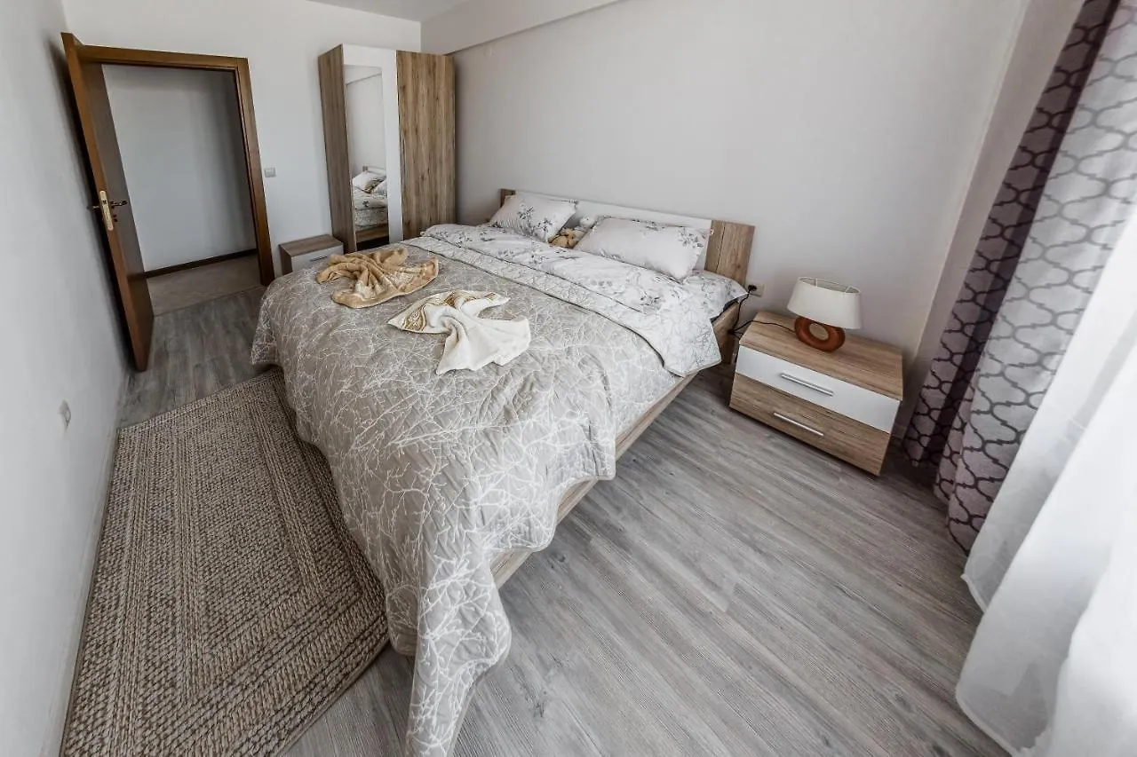 Next To Gondola. Cosy & Elegant 2 Bedroom Apartment In Neon Complex Bansko